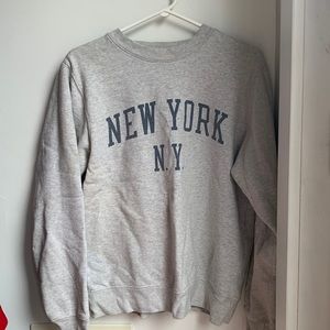 Brandy Melville crewneck